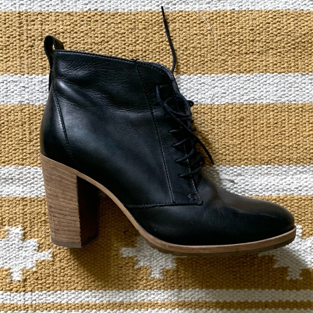 LAST CHANCE - High-heeled Prairie Boots